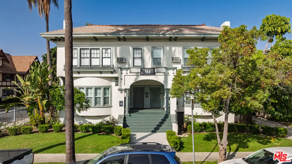 1139 W 27th Street, Los Angeles, CA 90007 - #1