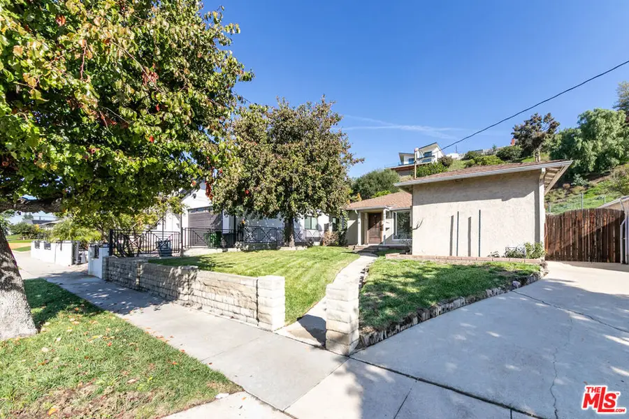 8422 Glencrest Drive, Sun Valley, CA 91352 - Image #2