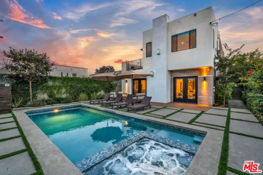 1622 S Mansfield Avenue, Los Angeles, CA 90019 - Image #2