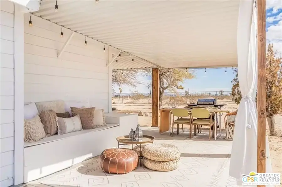 1616 Sunset Mesa Road, Landers, CA 92285 - Image #2