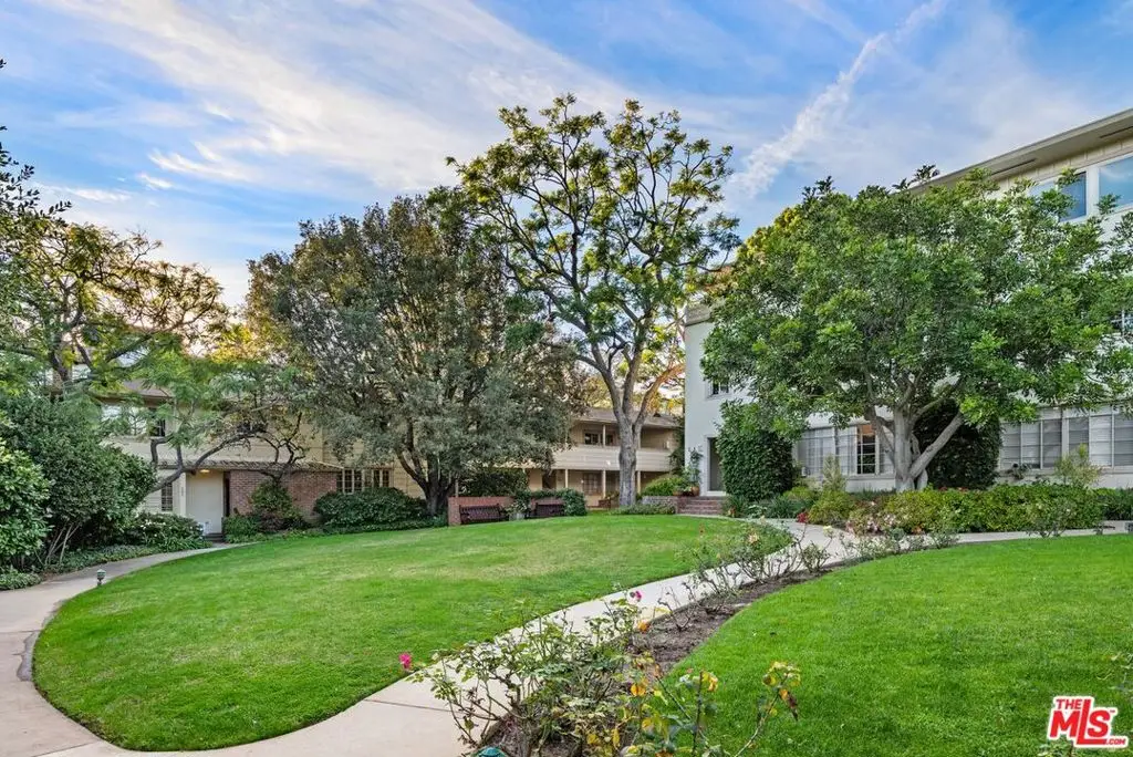 11901 W Sunset Boulevard #206, Los Angeles, CA 90049 - Image #1