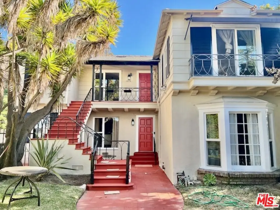 1274 S Redondo Boulevard, Los Angeles, CA 90019 - Image #1