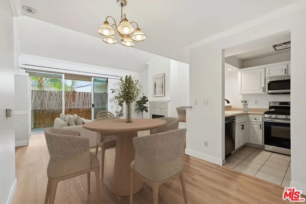 5325 Newcastle Avenue #342, Encino, CA 91316 - Image #1