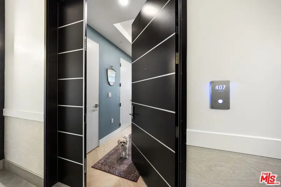 441 S Barrington Avenue #407, Los Angeles, CA 90049 - Image #2