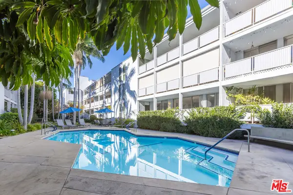 848 N Kings Road #208, West Hollywood, CA 90069