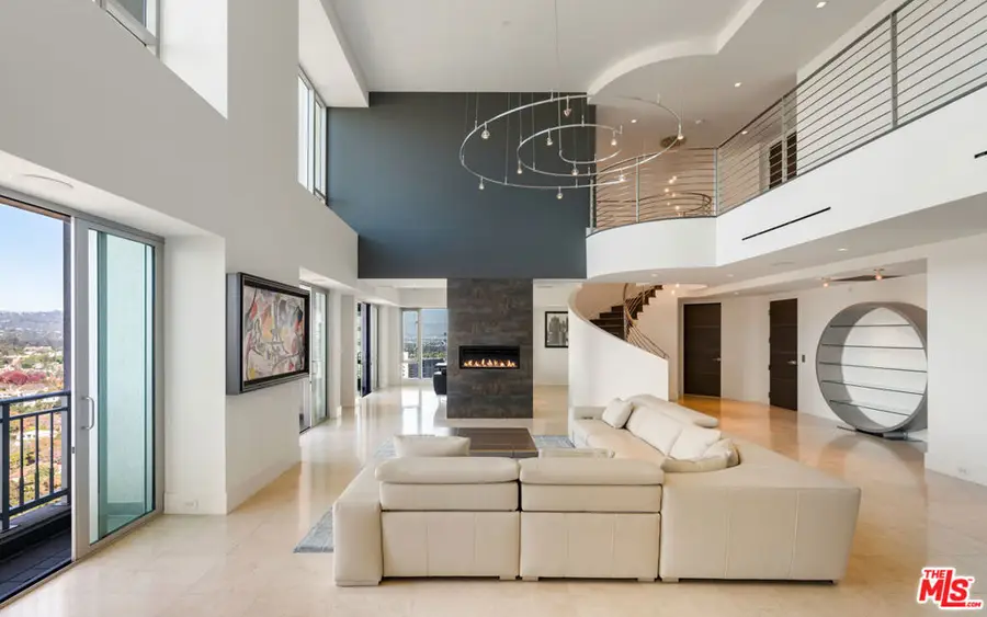 10727 Wilshire Boulevard #PH2, Los Angeles, CA 90024 - #3