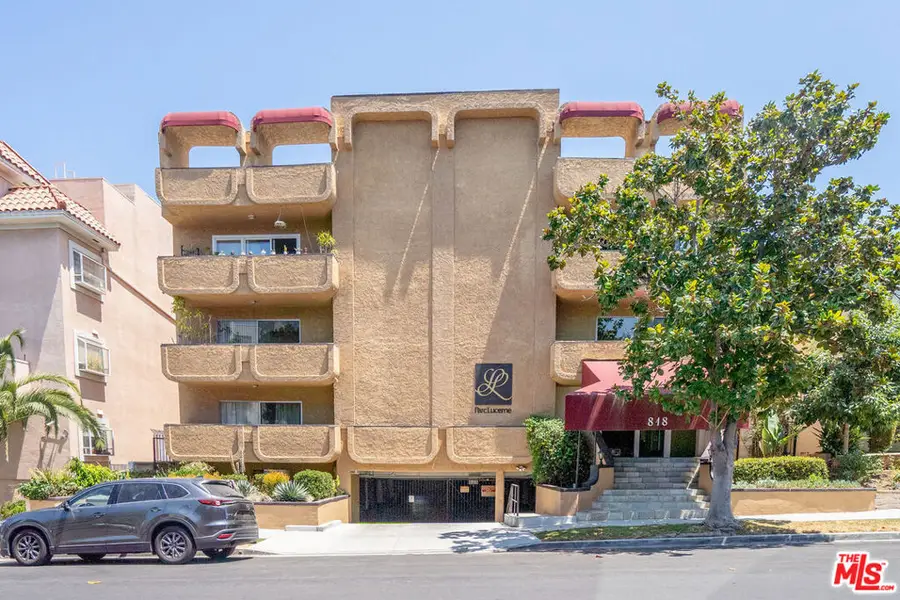 818 S Lucerne Boulevard #205, Los Angeles, CA 90005 - Image #3