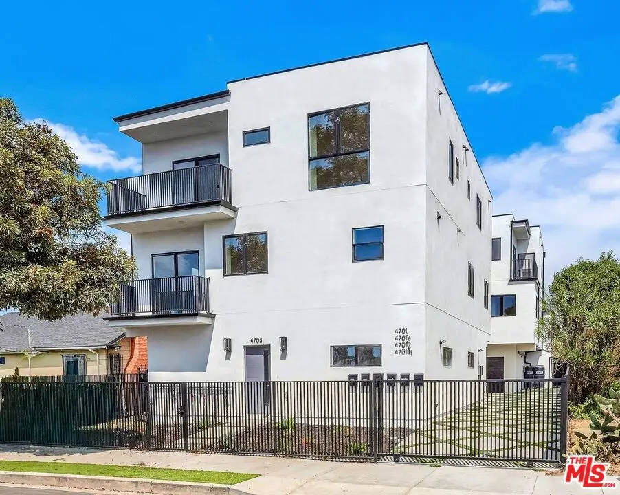 4701 Saturn Street, Los Angeles, CA 90019 - Image #1