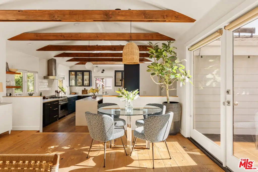 8556 Ridpath Drive, Los Angeles, CA 90046 - Image #1