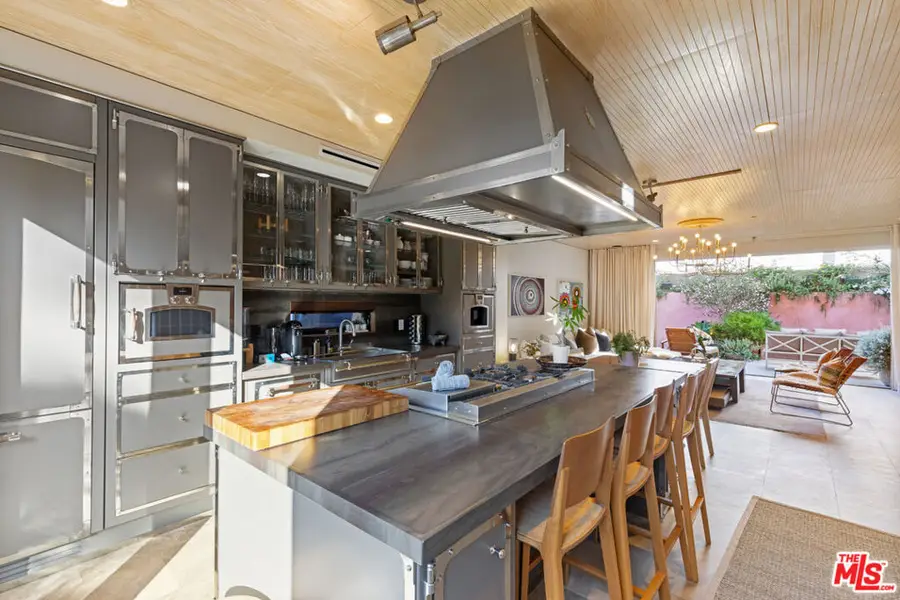 812 Brooks Avenue, Venice, CA 90291 - Image #3