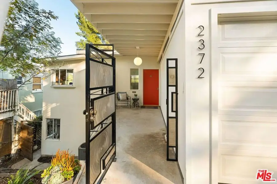 2372 Kenilworth Avenue, Los Angeles, CA 90039 - Image #3
