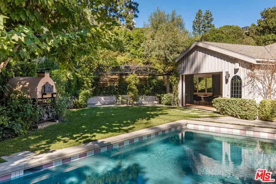 9024 Wonderland Park Avenue, Los Angeles, CA 90046 - Image #2