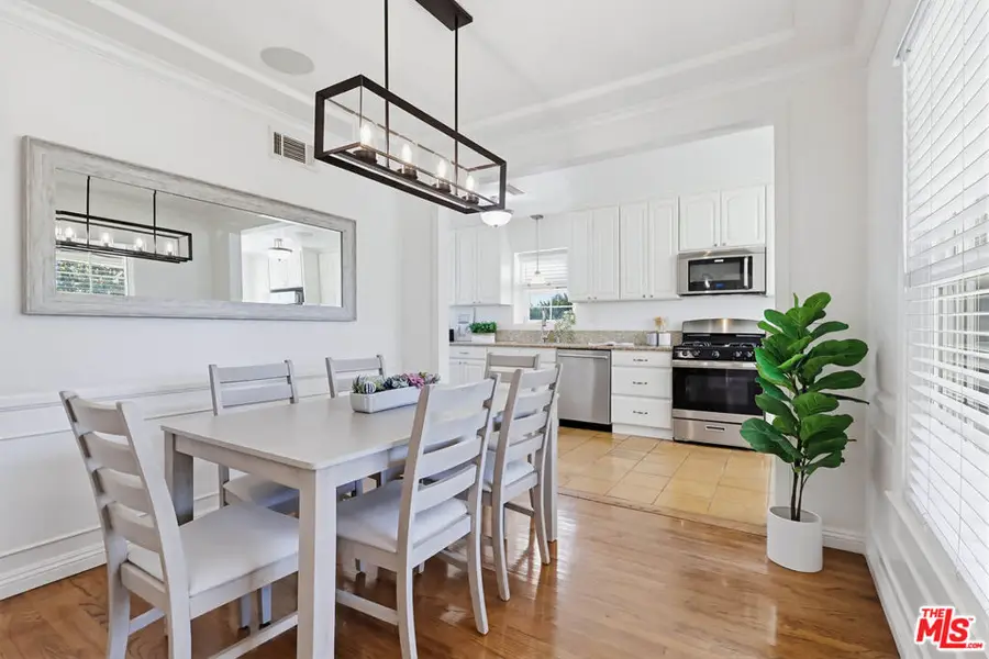 8344 Kenyon Avenue, Los Angeles, CA 90045 - #3