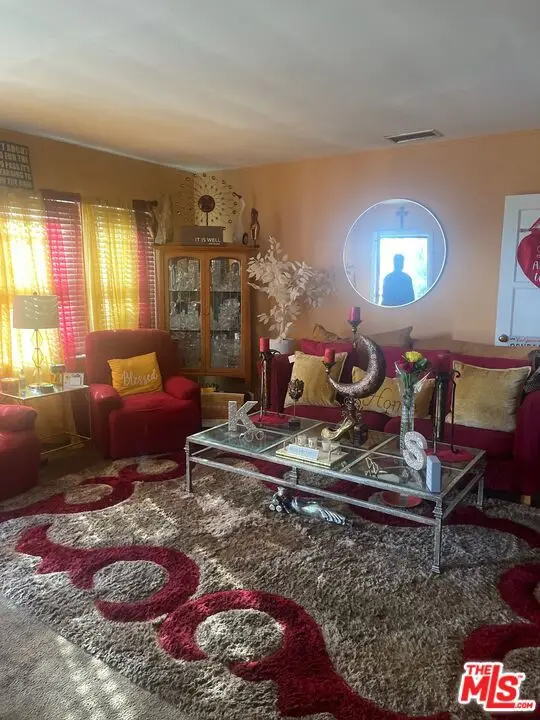 1501 W 102nd Street, Los Angeles, CA 90047 - Image #2