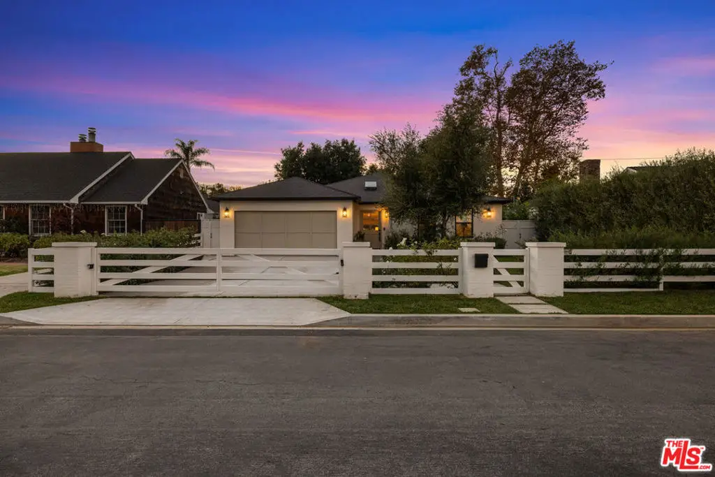 4525 Greenbush Avenue, Sherman Oaks, CA 91423 - Image #1