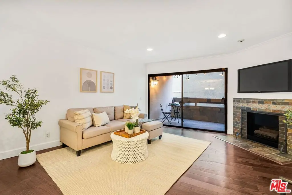 4542 Willis Avenue #103, Sherman Oaks, CA 91403 - Image #1
