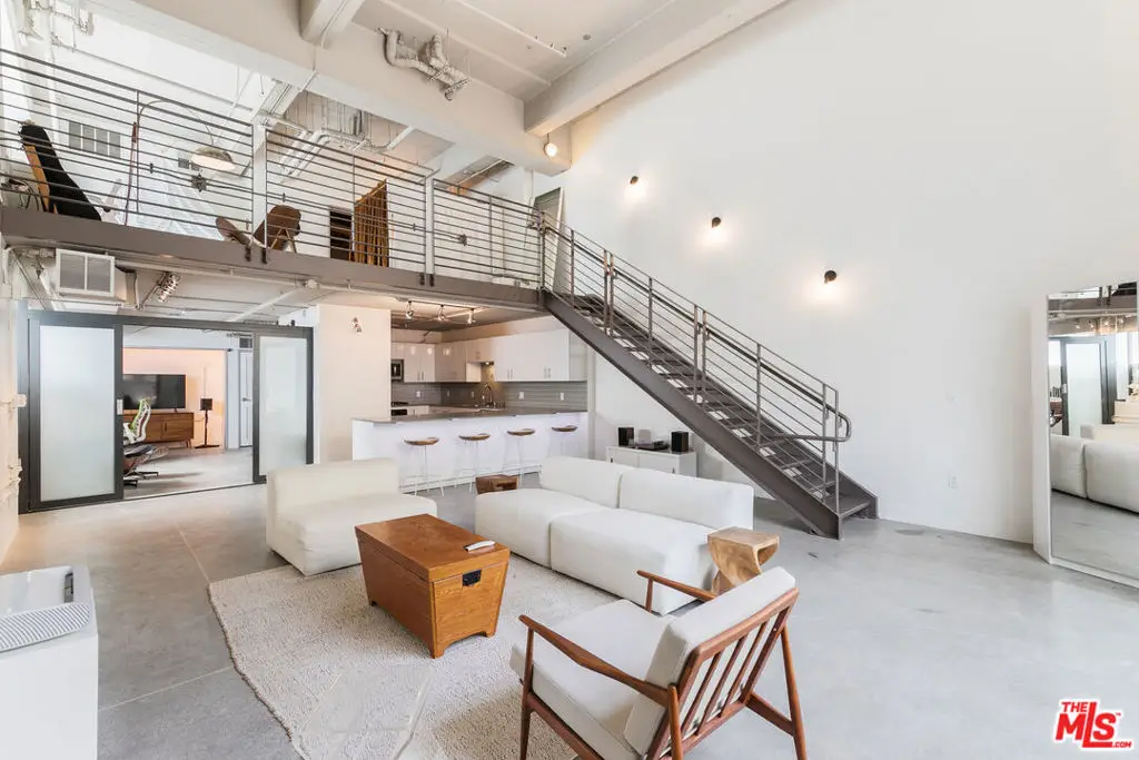 1130 S Flower Street #103, Los Angeles, CA 90015 - Image #1