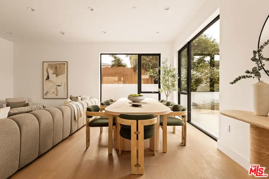 2425 20th Street #B, Santa Monica, CA 90405 - #3