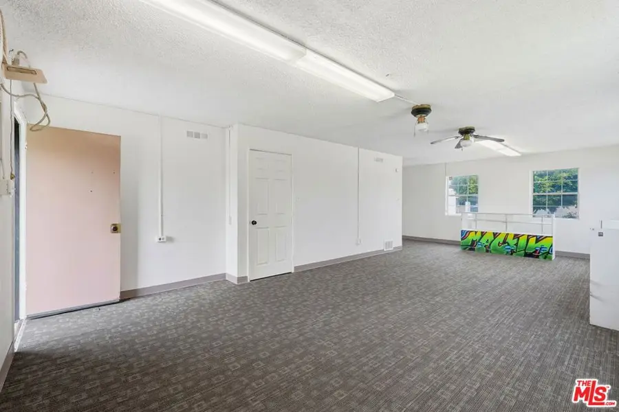 2048 W Florence Avenue, Los Angeles, CA 90047 - Image #3