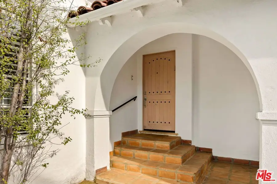 1022 Alvira Street, Los Angeles, CA 90035 - Image #3