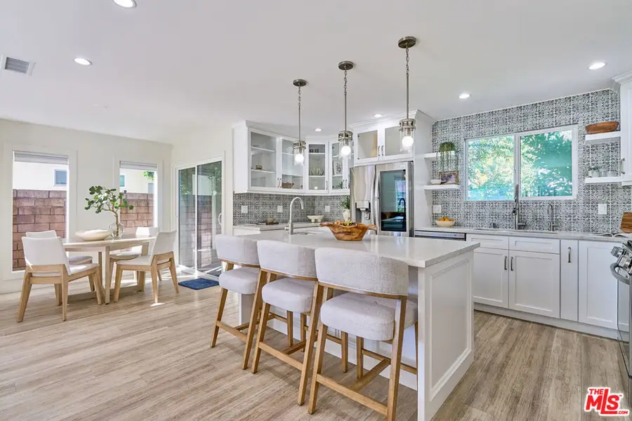 4211 W Woodland Avenue, Burbank, CA 91505 - Image #3