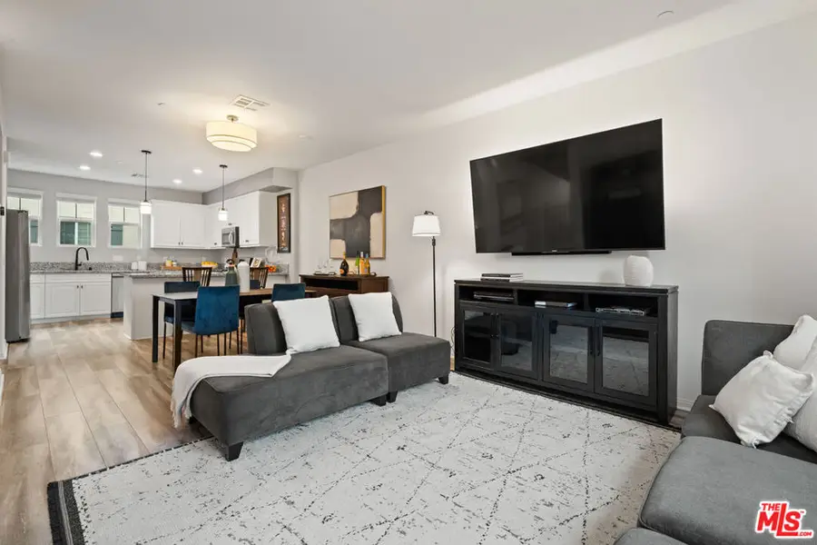 14109 W Birch Lane, Van Nuys, CA 91405 - Image #3