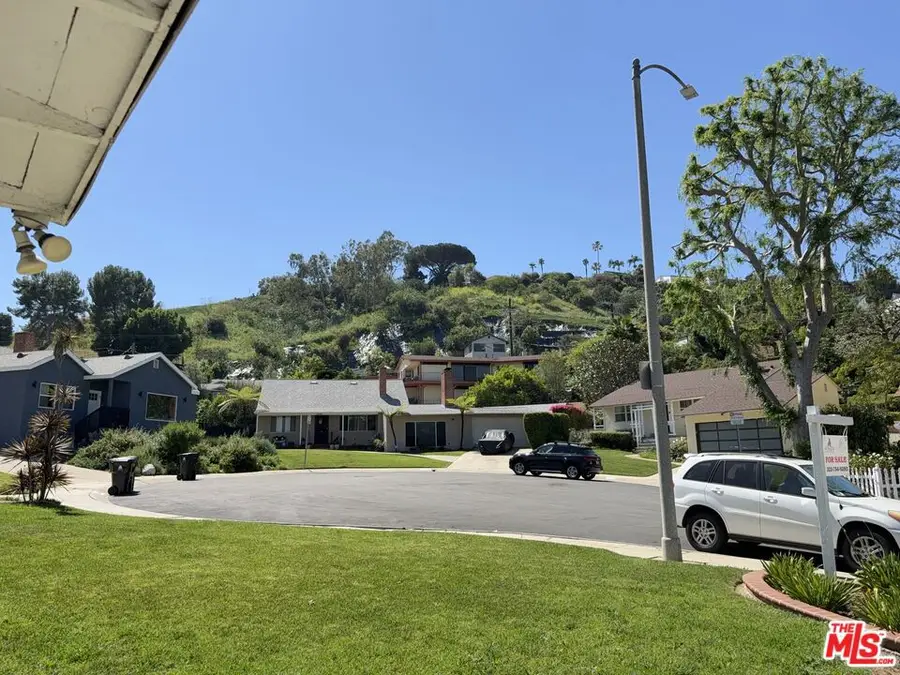 3982 S Orange Drive, Los Angeles, CA 90008 - #2