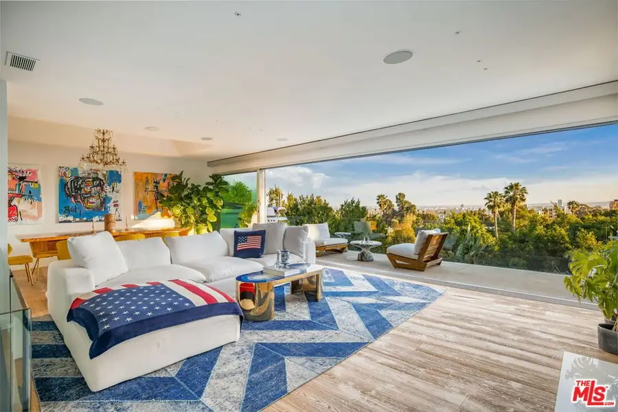 7924 Hillside Avenue, Los Angeles, CA 90046 - Image #2