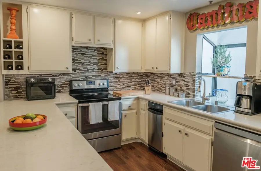 4600 Via Dolce #304, Marina Del Rey, CA 90292 - Image #3