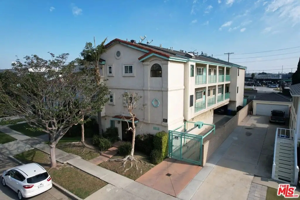 8812 Reading Avenue, Los Angeles, CA 90045 - #1
