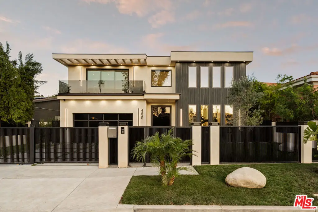 4528 Matilija Avenue, Sherman Oaks, CA 91423 - Image #1