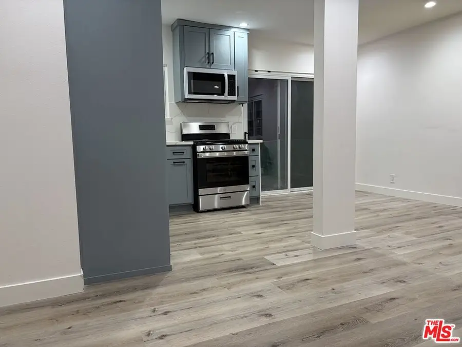 1036 W 98th Street, Los Angeles, CA 90044 - Image #2