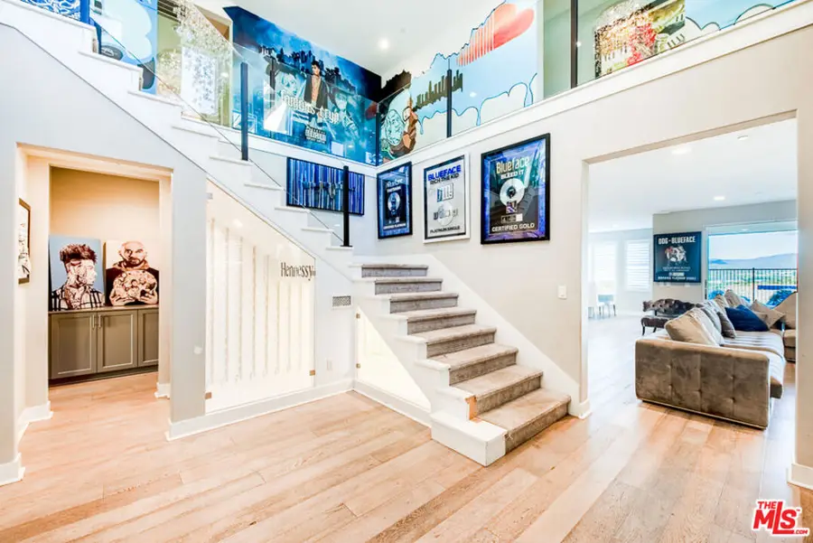 18663 Juniper Springs Drive, Canyon Country, CA 91387 - Image #2