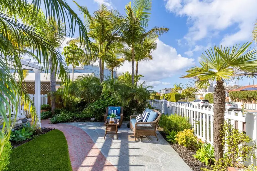 383 Westbourne St., La Jolla, CA 92037 - #2