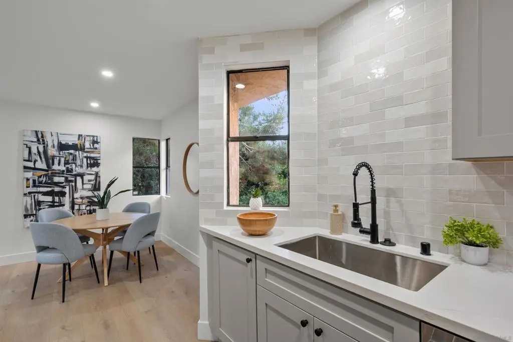 8326 Via Sonoma #66, La Jolla, CA 92037 - #1