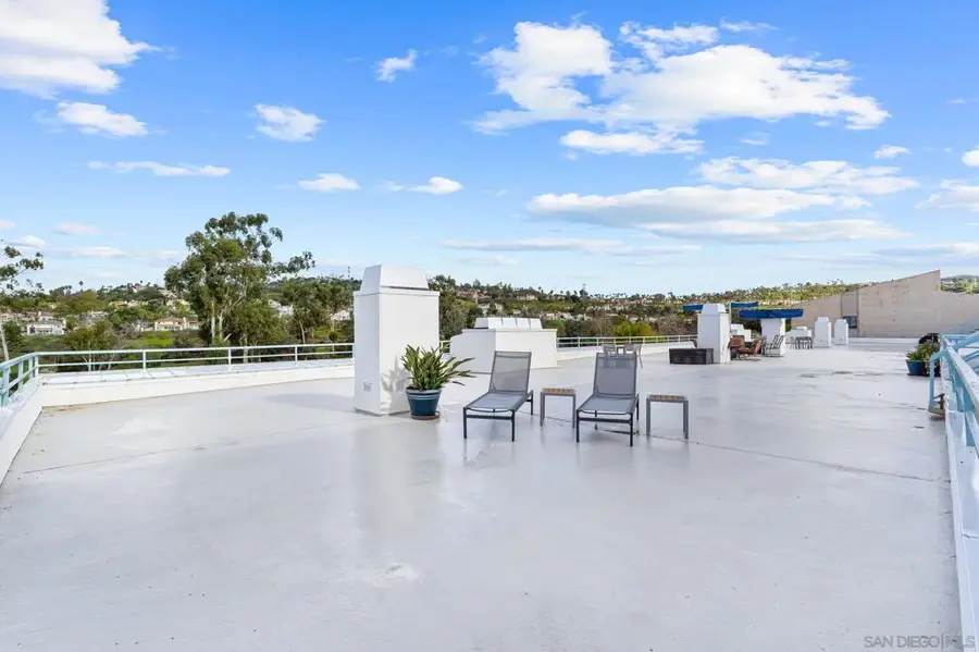 2556 Navarra Dr #A, Carlsbad, CA 92009 - #3