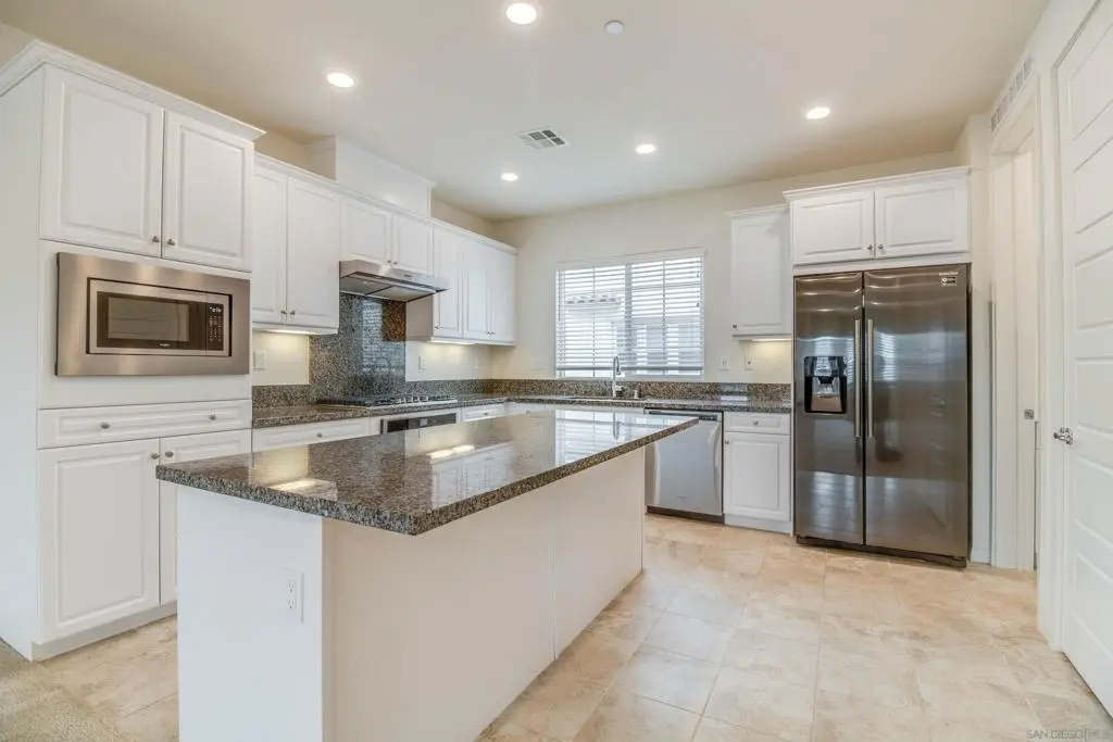 6012 Village Center Loop Rd #35, San Diego, CA 92130 - #1