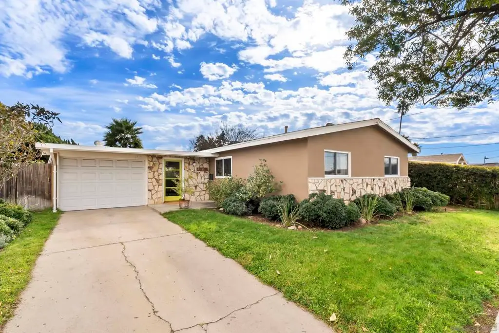 4635 Cheshire St, San Diego, CA 92117 - #1