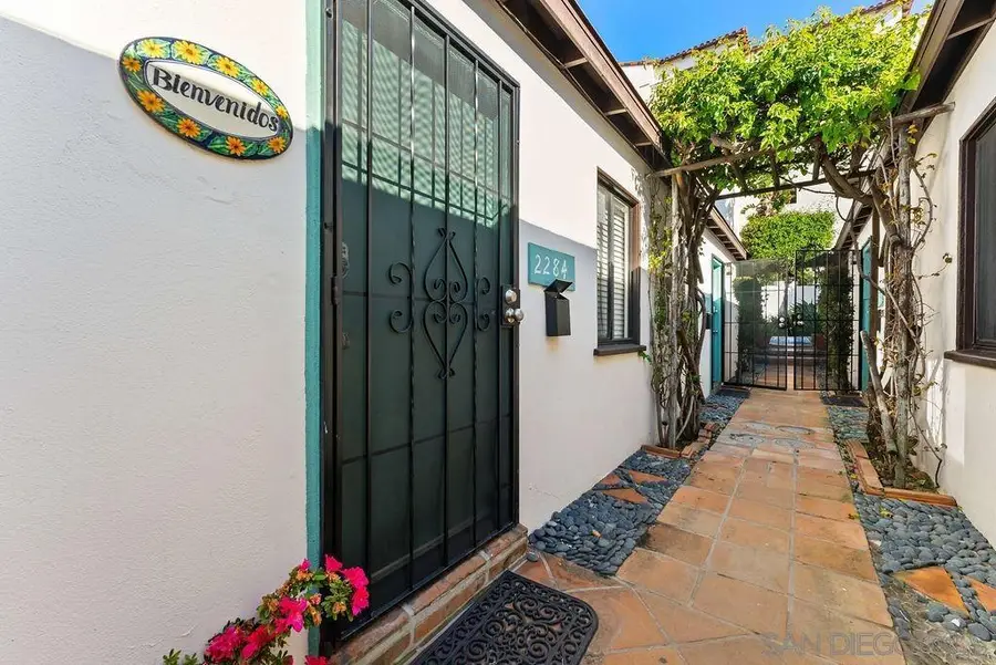 2282 84 Congress St, San Diego, CA 92110 - Image #2
