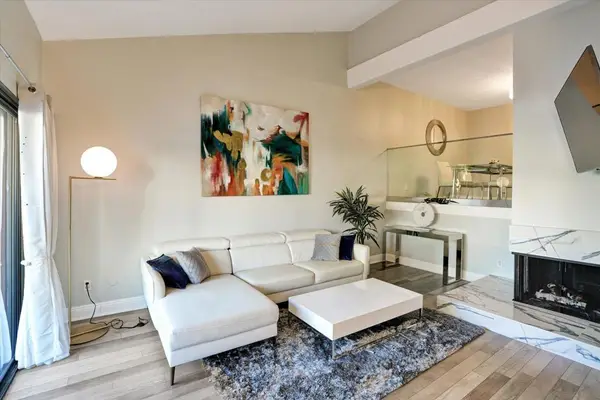 6786 Caminito Del Greco, San Diego, CA 92120