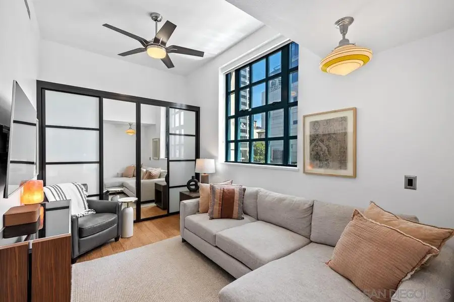 700 W E St #403, San Diego, CA 92101 - #2