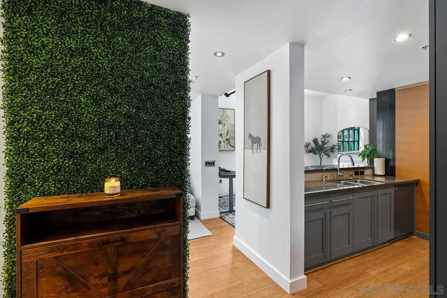 700 W E St #403, San Diego, CA 92101 - #3
