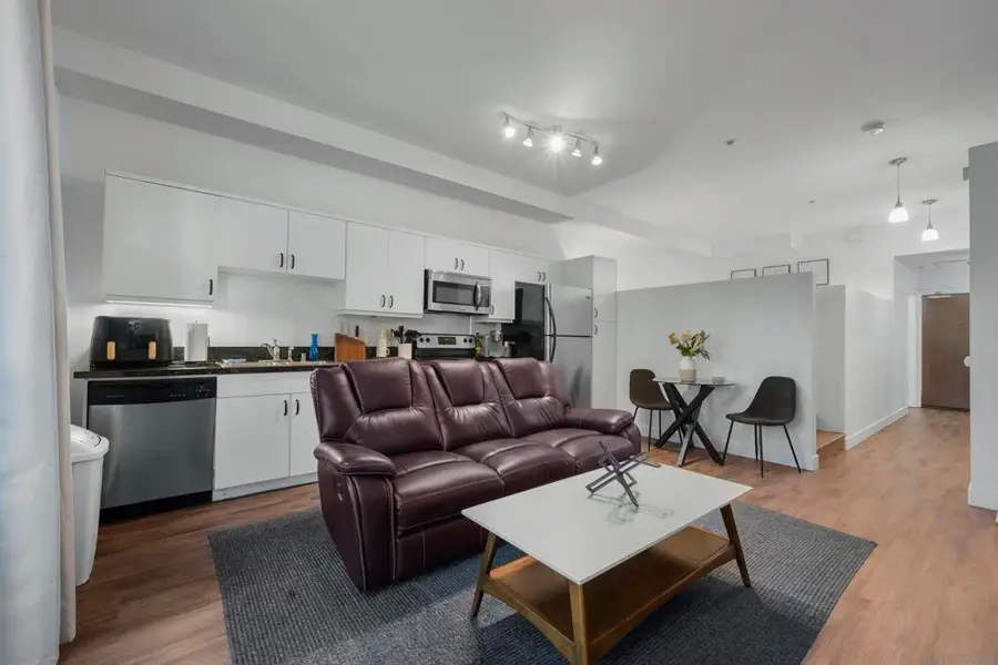 889 Date St. #116, San Diego, CA 92101 - Image #2