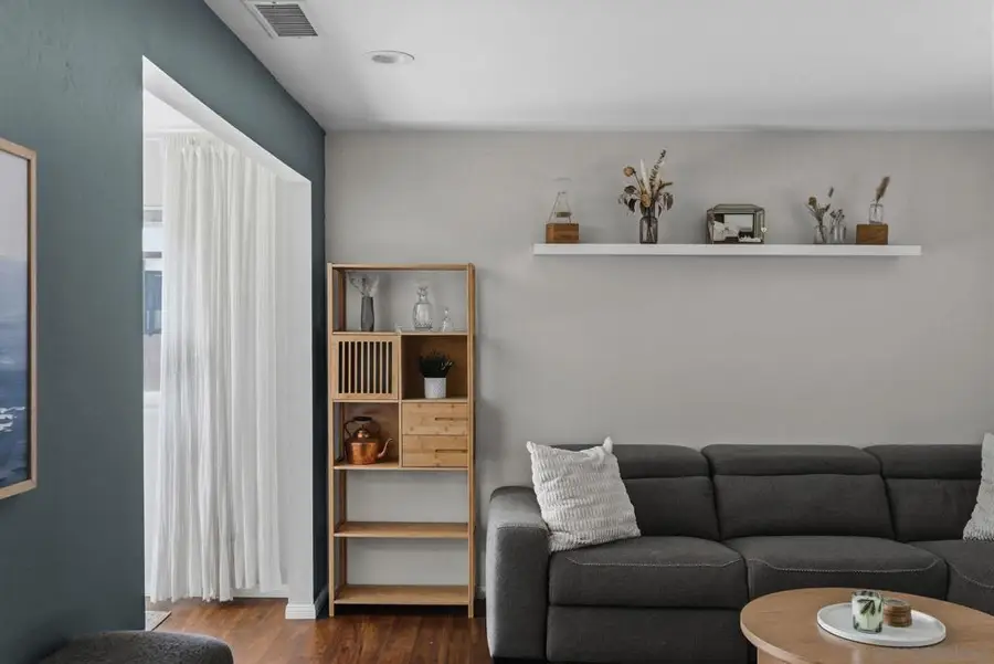 6652 Archwood Ave, San Diego, CA 92120 - Image #2