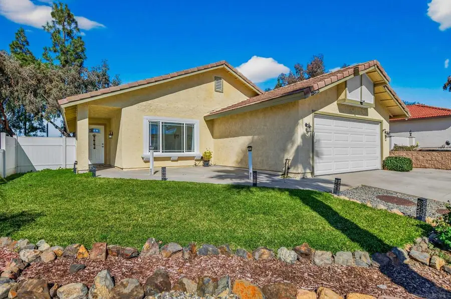 25428 Boxelder Dr, Murrieta, CA 92563 - #2