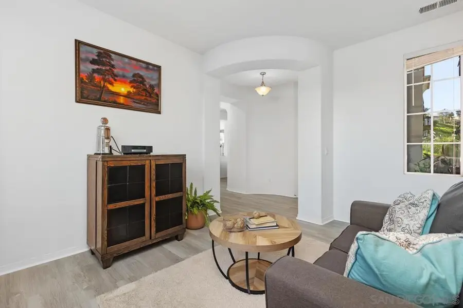 475 Taylor Dr, Oceanside, CA 92056 - #3