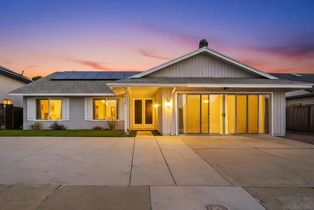 4224 Governor Dr, San Diego, CA 92122 - Image #1