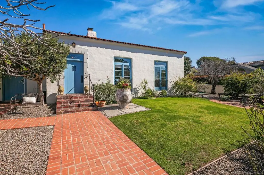 7227 Olivetas Ave, La Jolla, CA 92037 - Image #1