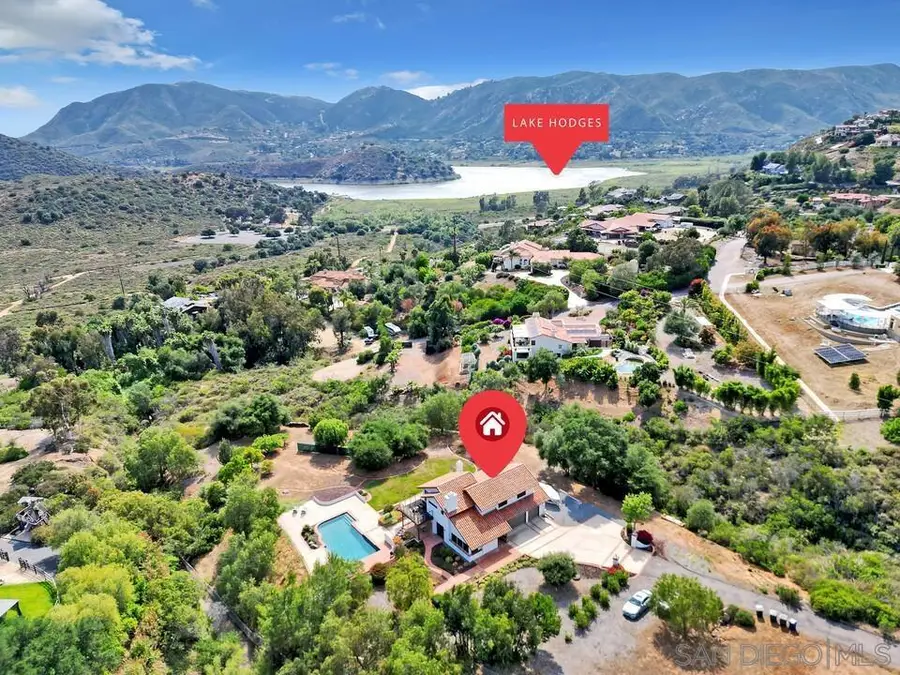 3453 Via Loma Vista, Escondido, CA 92029 - #2