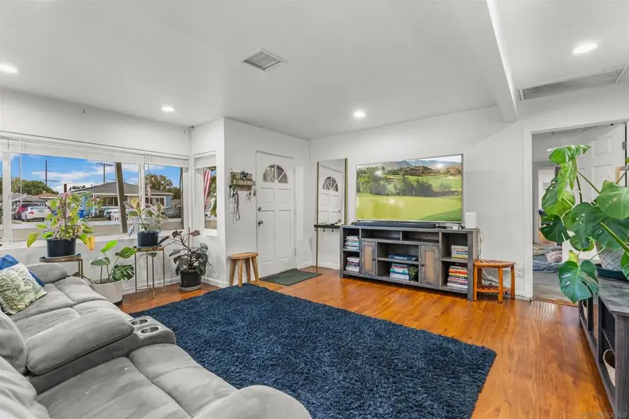 1204 Peach Ave, El Cajon, CA 92021 - #2